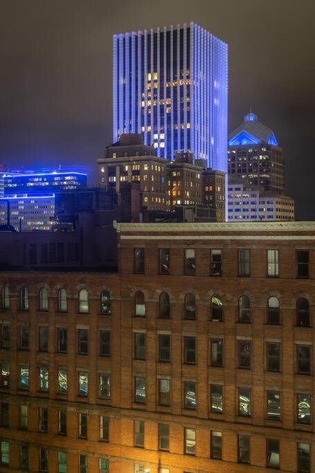 Apartamento King Bed W/ Panoramic Views Of Dt! Rochester Exterior foto