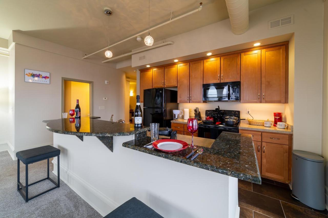 Apartamento King Bed W/ Panoramic Views Of Dt! Rochester Exterior foto